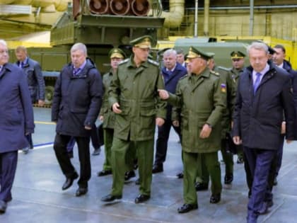 Министр обороны РФ проверил выполнение гособоронзаказа на предприятии ОПК в Ульяновске