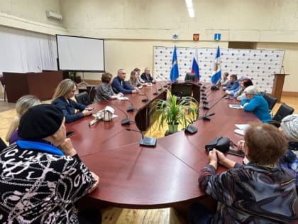 Депутаты «Единой России» обсудили планы по благоустройству Заволжского района