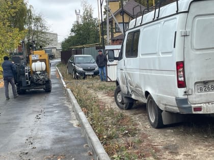 В Ленинском районе начались работы по строительству канализации.
