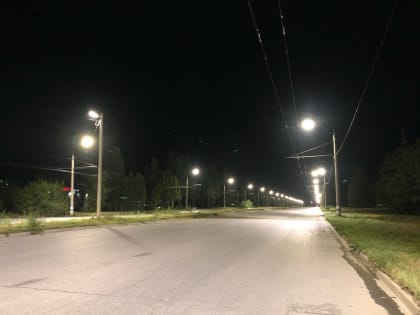 На проспекте и в сквере Антонова восстановили уличное освещение с установкой 15 световых опор