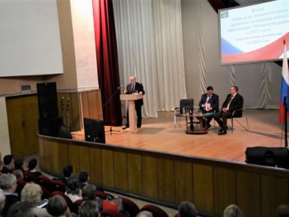 Валерий Малышев встретился с активом Майнского района