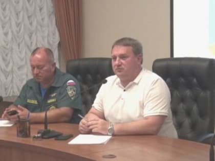 Работать будут всю ночь. Александр Болдакин провел заседание оперативного штаба