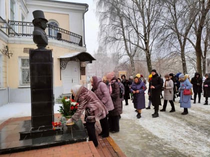 В Ульяновске в Литературном музее «Дом Языковых» почтили память Александра Сергеевича Пушкина