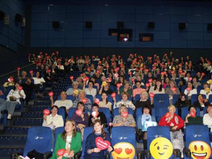 Проект «Батюшка онлайн» пригласил ульяновских врачей в кино