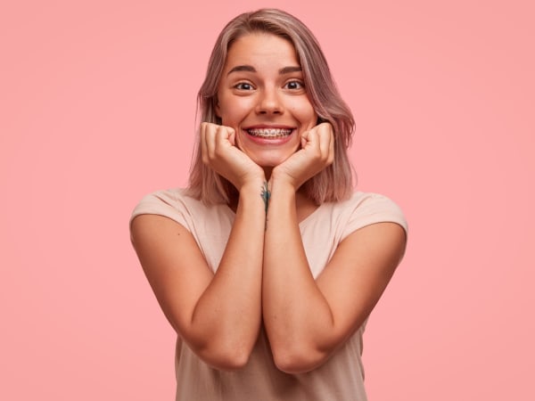 Брекеты или элайнеры: что выбрать для исправления прикуса?