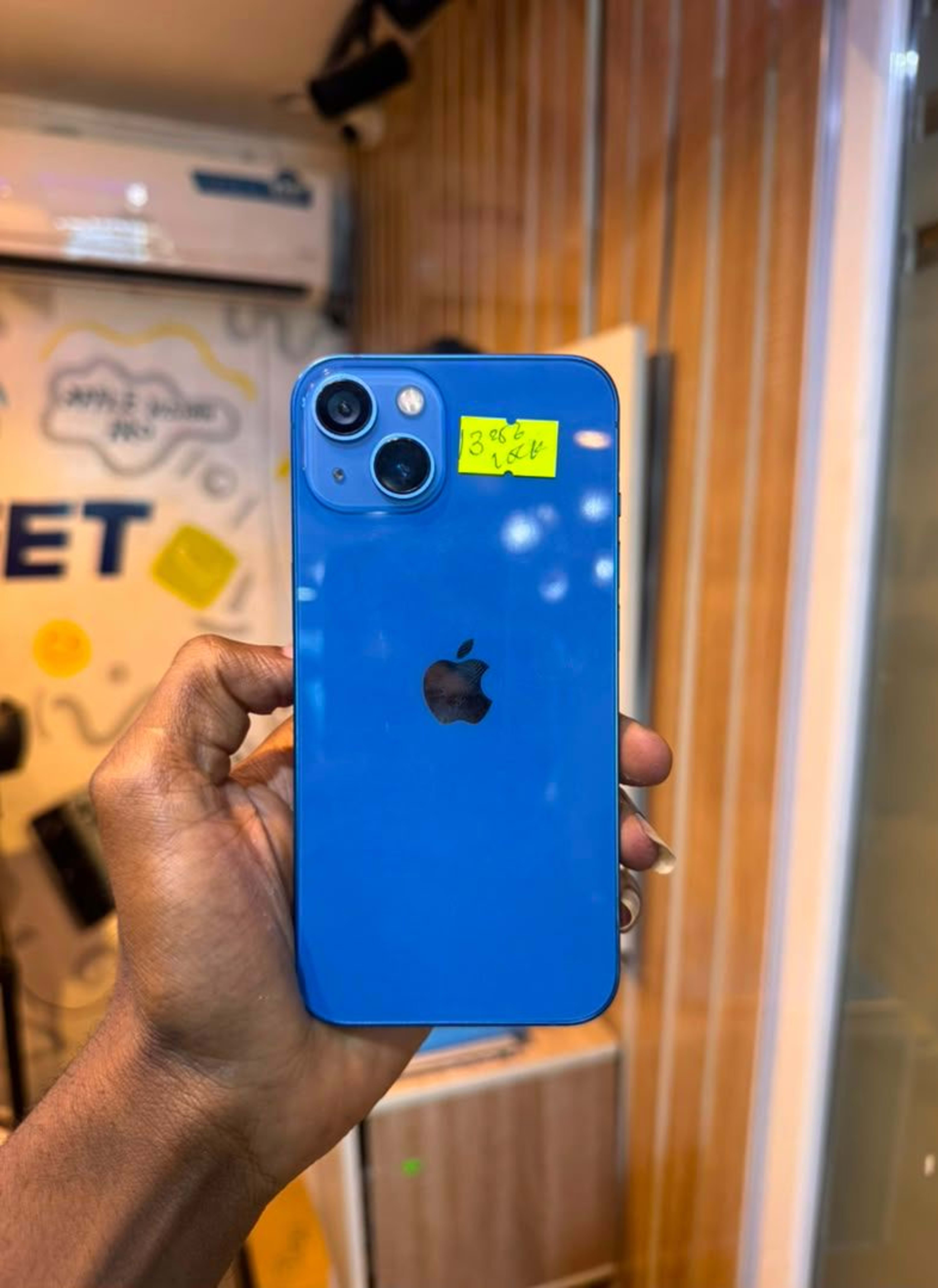 iPhone 13