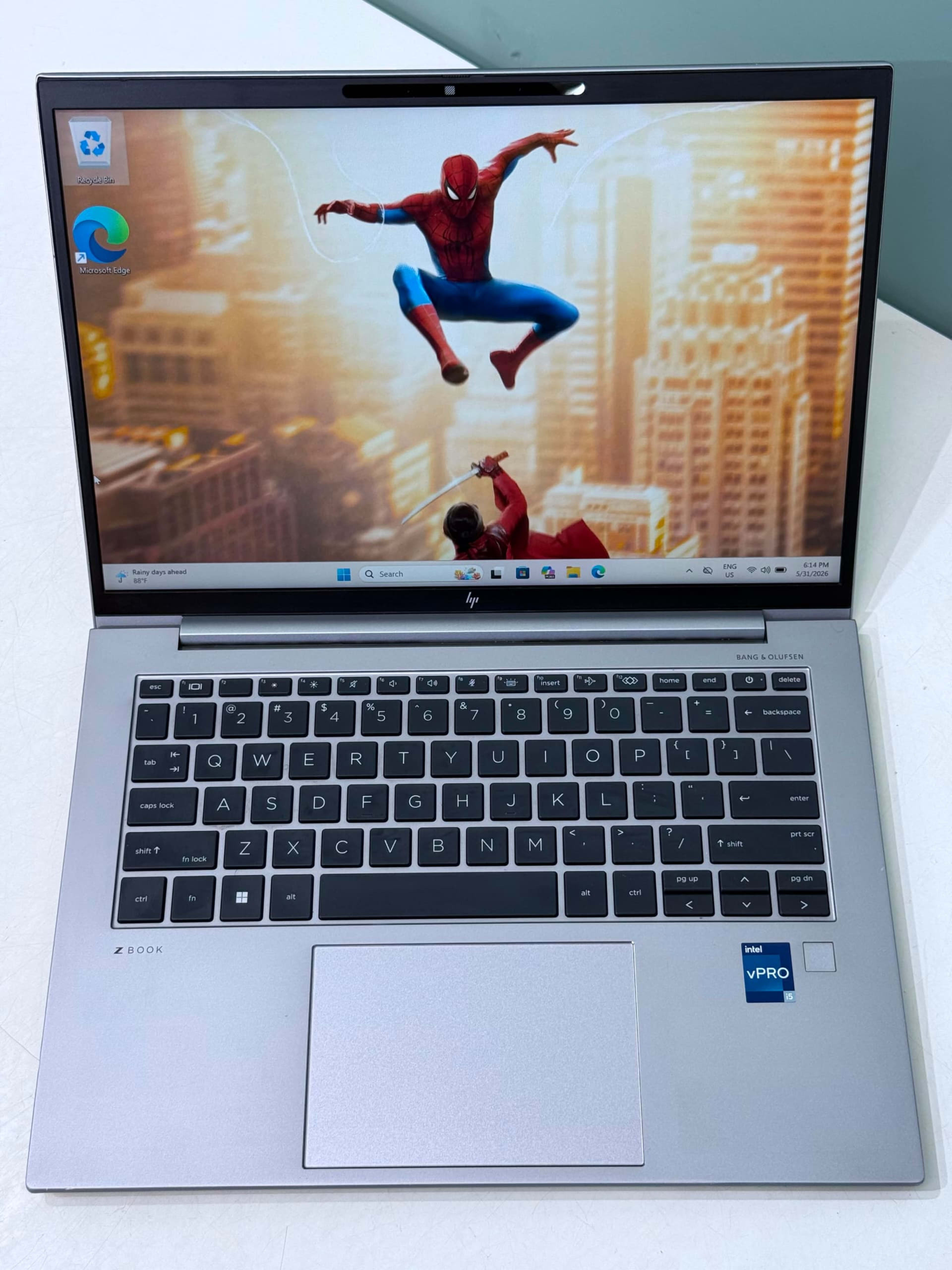 HP Z BOOK FIREFLY