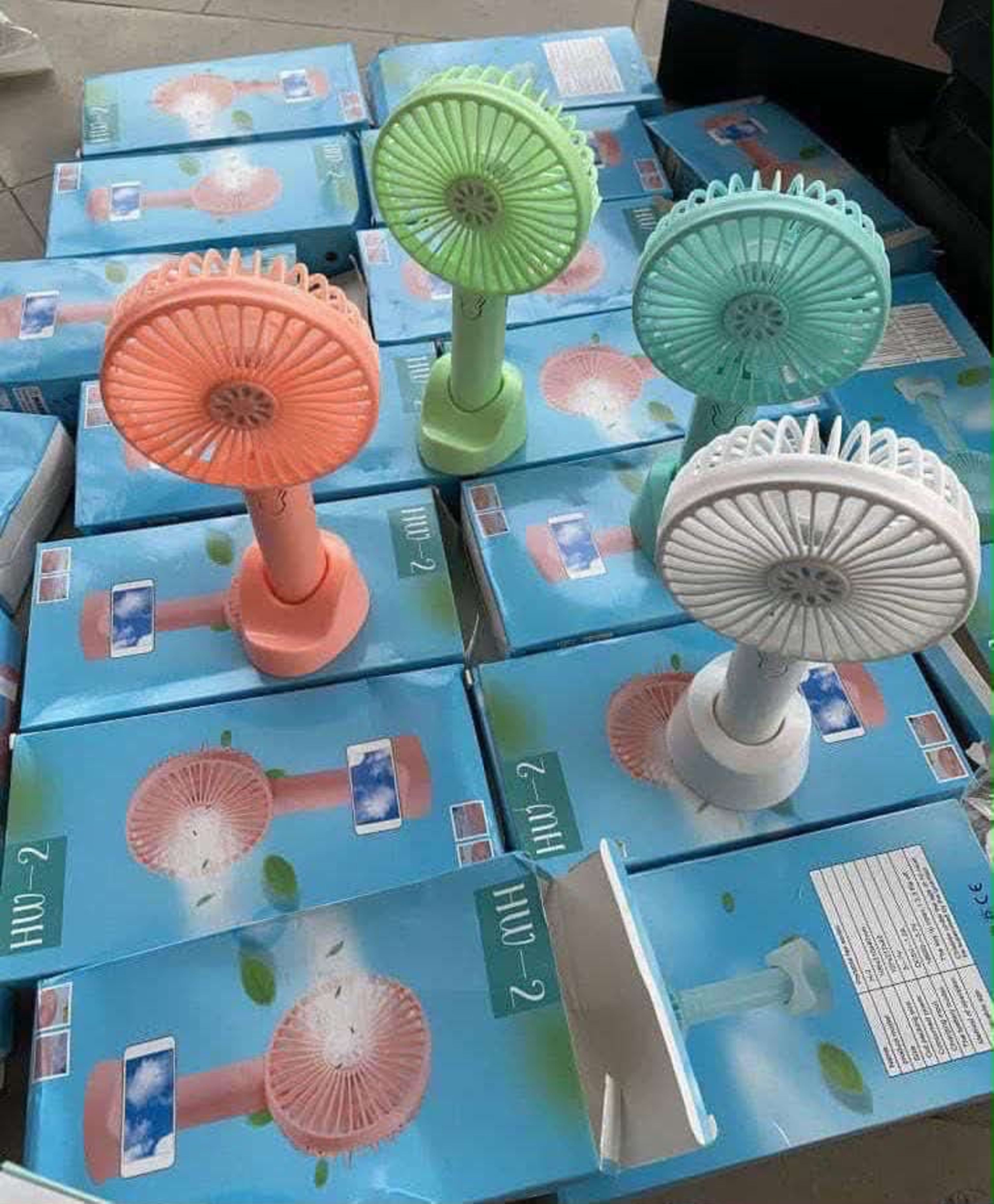 Small rechargeable fan 🏷️