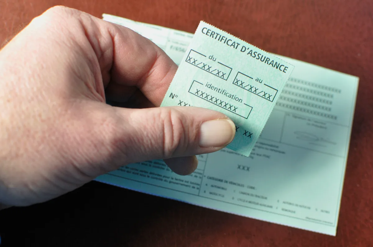 Fin de la Carte Verte : Cette oubli pourrait vous coûter 3 750€ !