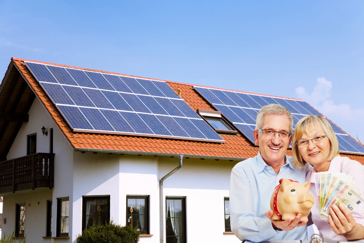 Maison autonome, Récupération d'eau de pluie, Panneaux solaires : Voici la solution pour économiser