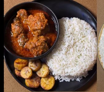 Rice and peppered stew