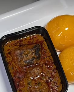 Banga soup with fresh fish (center or tail)