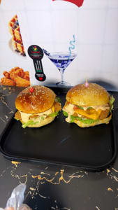 classic chicken burger