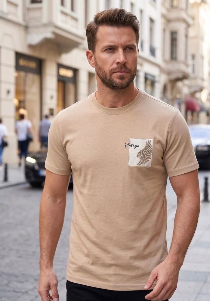 Göğüs Baskı Detaylı Slim Fit T-shırt