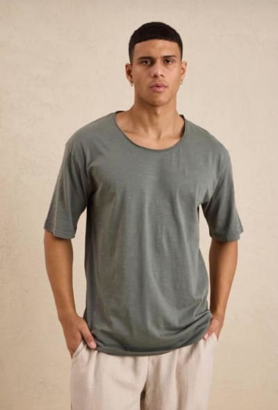 Over Size Geniş Yaka %100 Pamuk T-shirt
