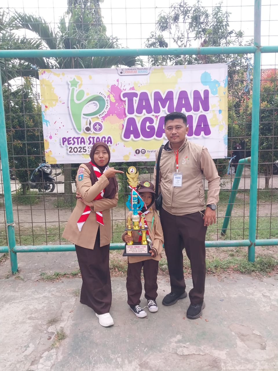 Kwarran Carenang Sabet Juara Umum Pesta Siaga Zona II Kwarcab Serang 2025