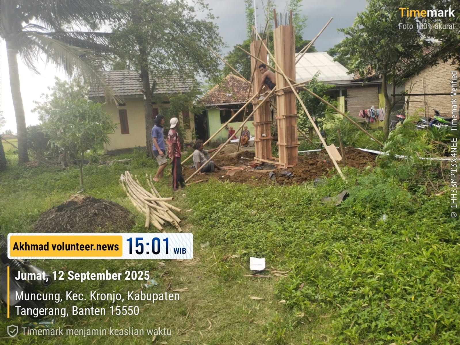 Pasca Pemberitaan di Media Volunteer news, Kontraktor Proyek SAB di Kp.Gabral Desa Muncung Kec. Kronjo Mulai Terapkan K3