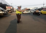 Satlantas Polsek Balaraja Gelar Kegiatan “PECAK” untuk Atasi Kemacetan di Titik Rawan