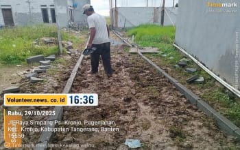 Keselamatan Pekerja Terabaikan: Proyek Paving Block di RT.01/04 Desa Pagenjahan Kronjo Diduga Langgar Standar K3