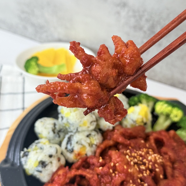 매콤직화무뼈닭발250g