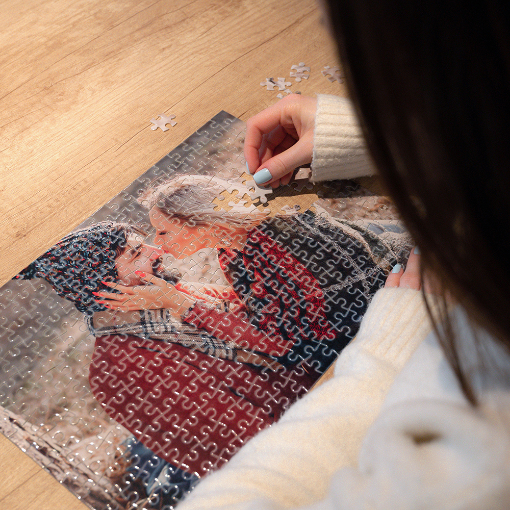 Sestavljanka iz vajine fotografije