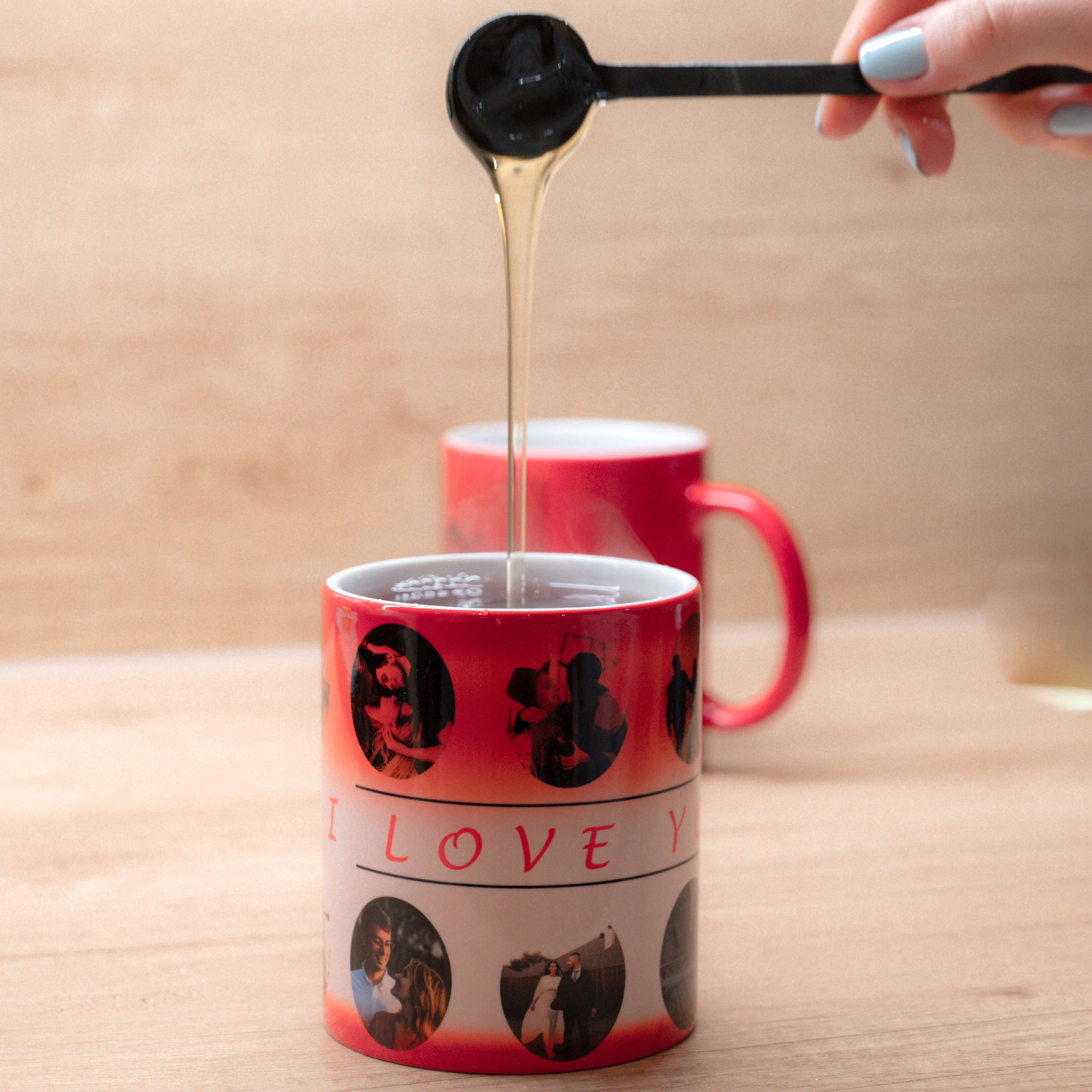 Premium skodelica za valentinovo - rdeče barve