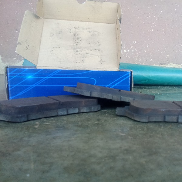 Front Brake Pads - Set of 4
