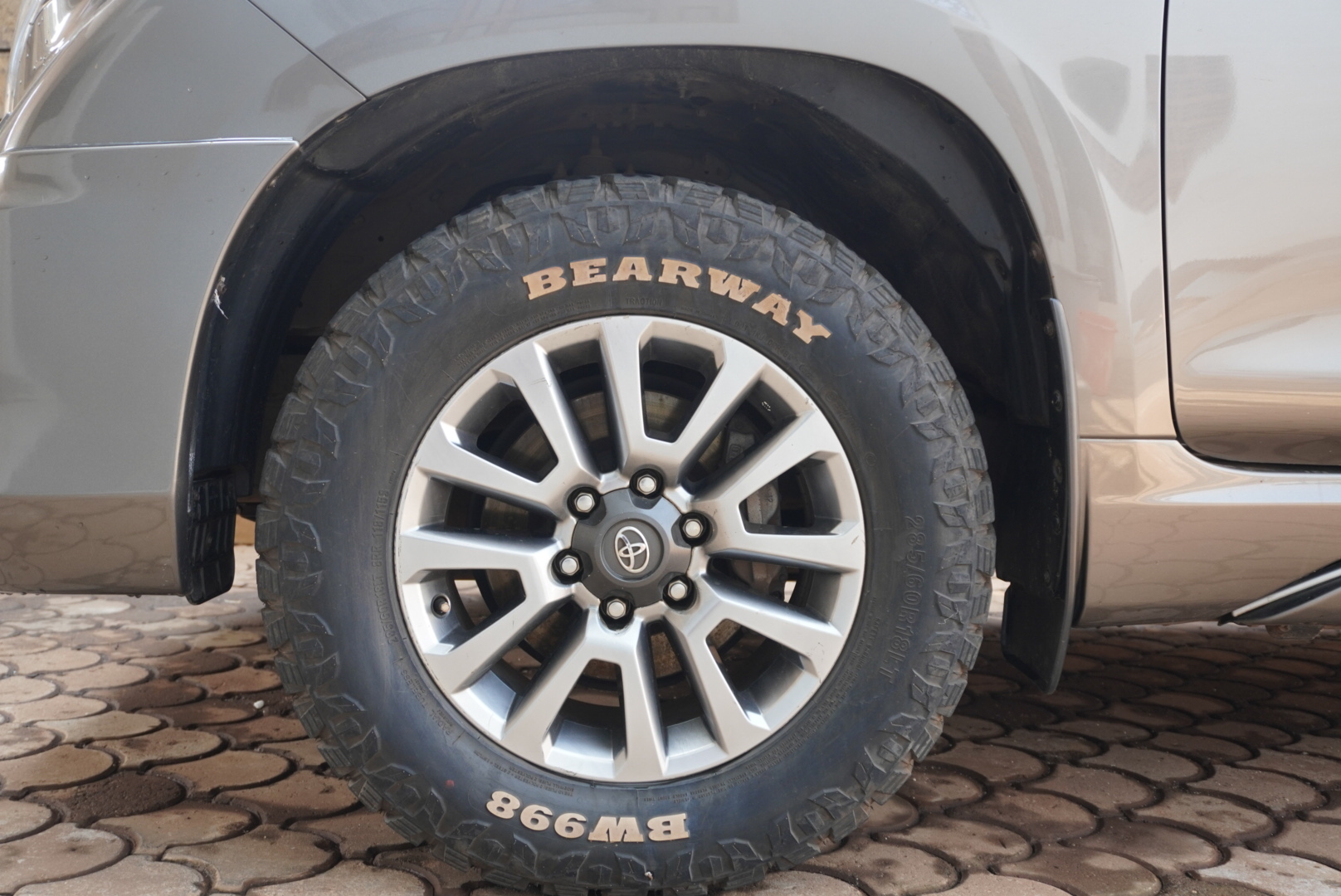 2018 Toyota Land Cruiser Prado