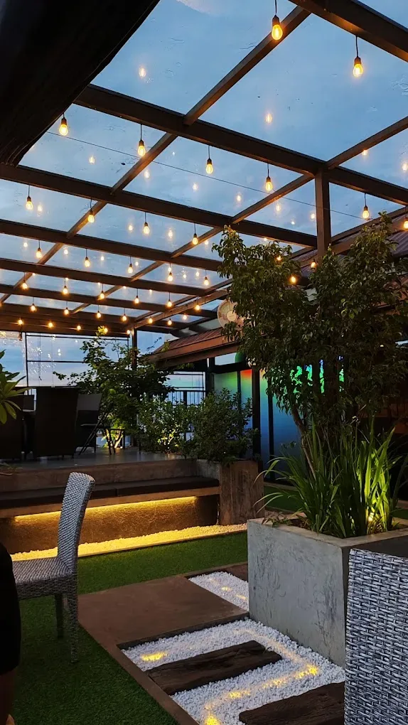 Gators Pub & Restaurant - Main restaurant image