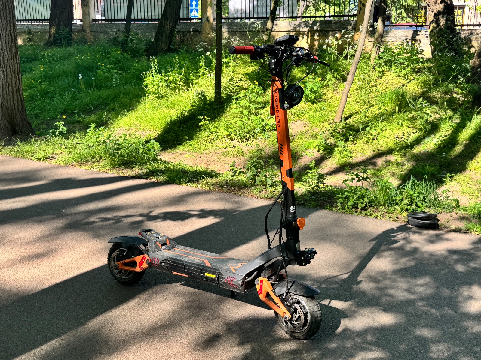 Продам електросамокат Kugo kirin g3 pro