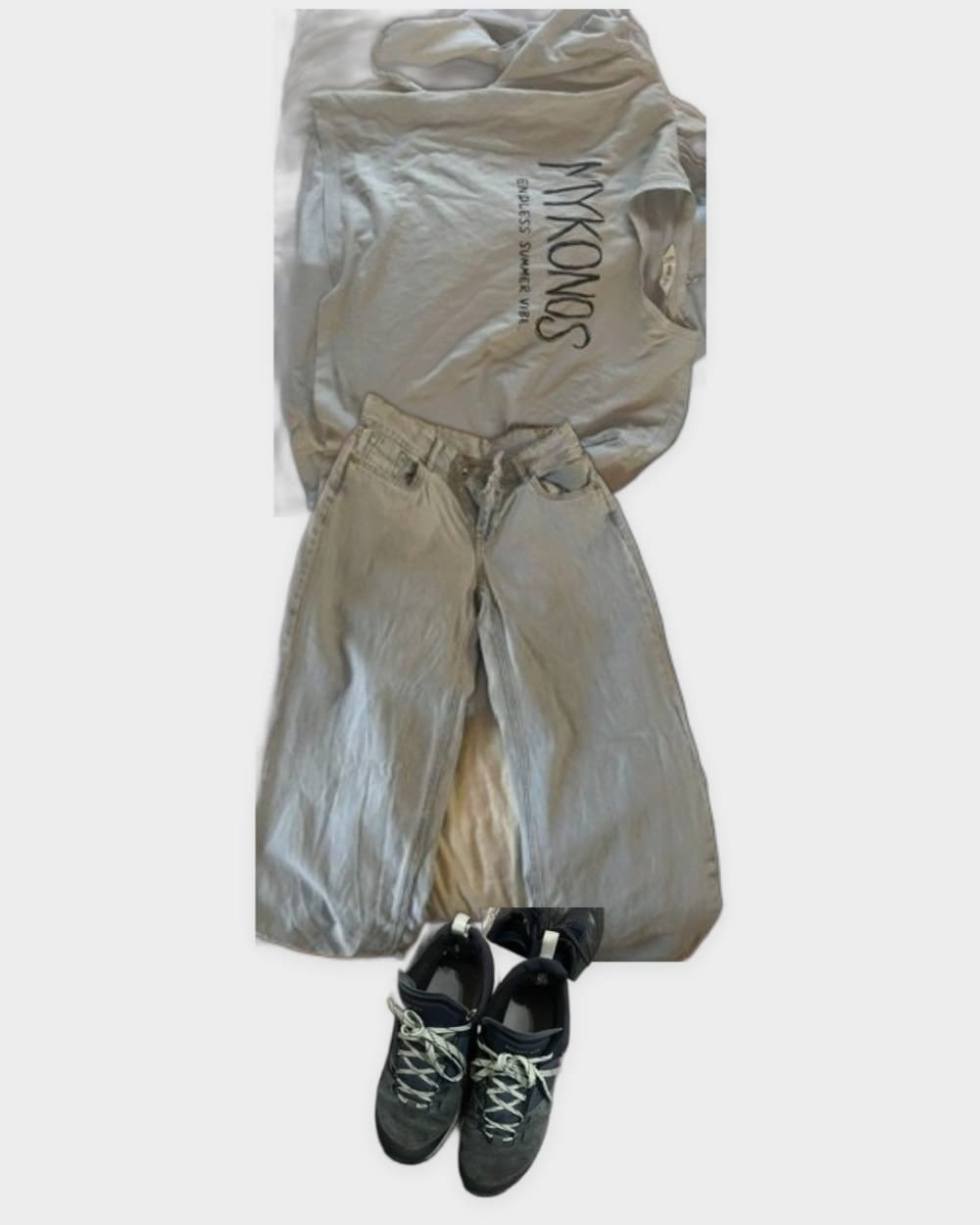 None Casual/leisure outfit scored 43/100