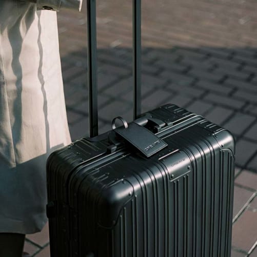 LUGGAGE ALUMINIUM - Twarda walizka aluminiowa z zamkiem TSA i kółkami wielokierunkowymi