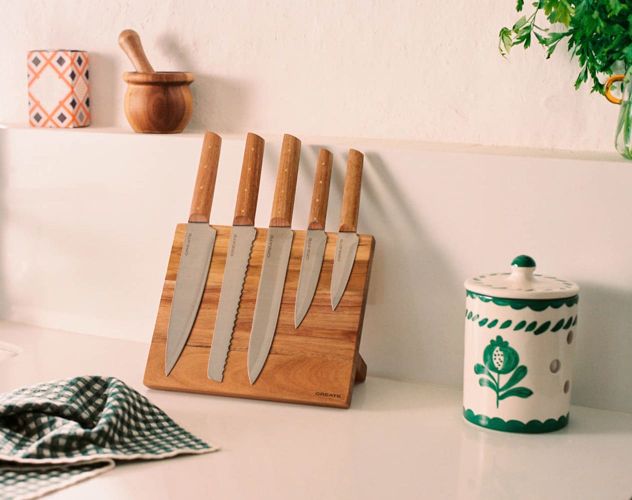 KITCHENWARE ESSENTIALS - Set de cuchillos de cocina con imán