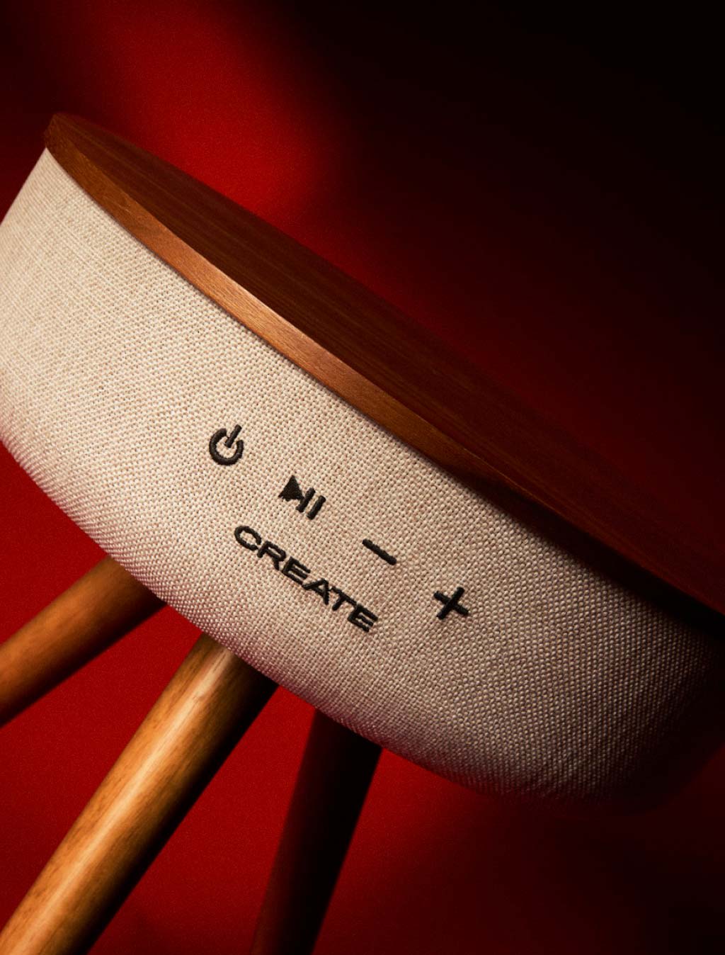 SPEAKER TABLE 360 - Speaker table with 360º omnidirectional sound, bluetooth and wireless charging