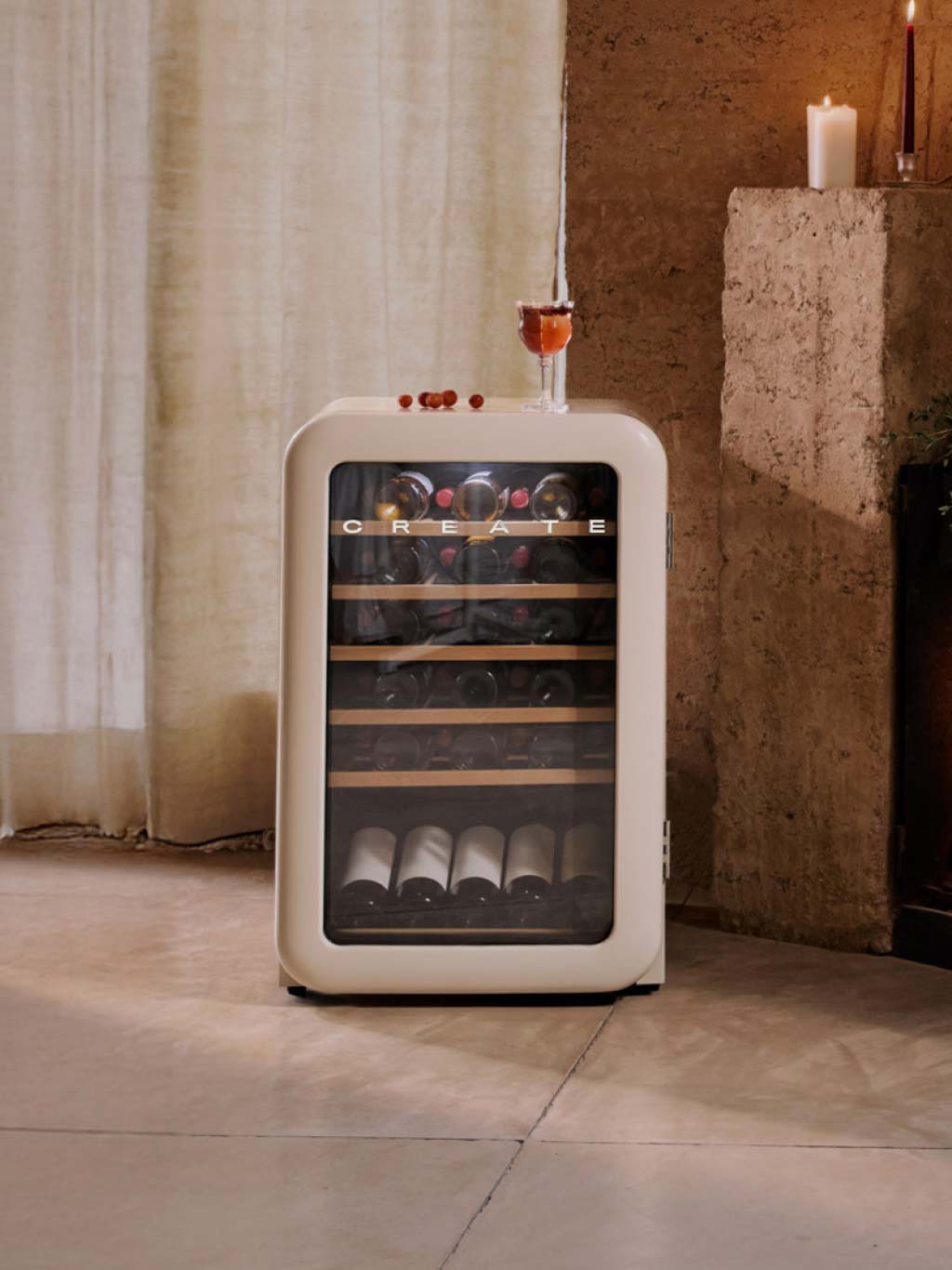 WINECOOLER RETRO - Elektrischer Weinkühler im Retro-Stil für 12, 45 oder 76 Flaschen