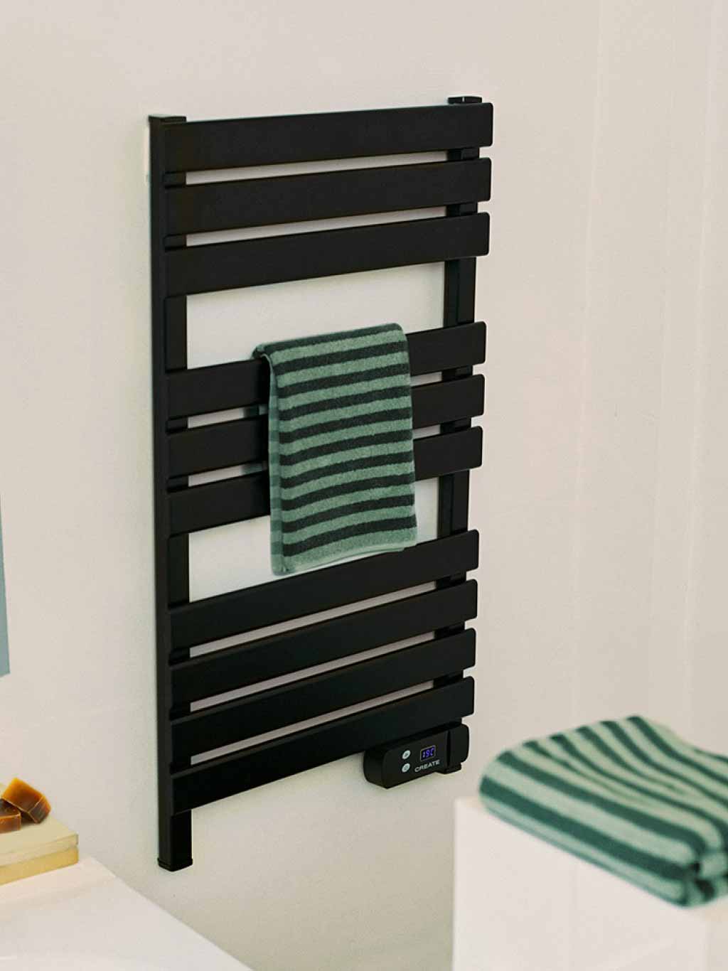 WARM TOWEL - Electric floor or wall towel rail 500W