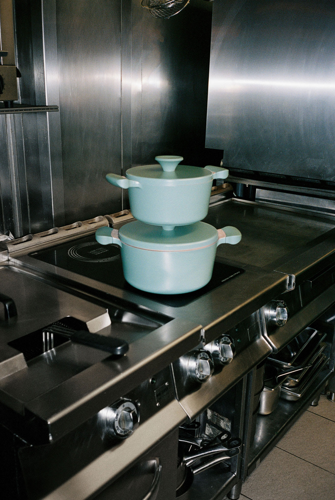 POT STUDIO - Pot en fonte d'aluminium avec revêtement en céramique