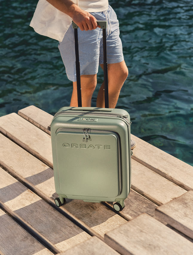 LUGGAGE STUDIO POCKET - Expandable polycarbonate hard-shell suitcase suitable for Low Cost airlines with TSA lock