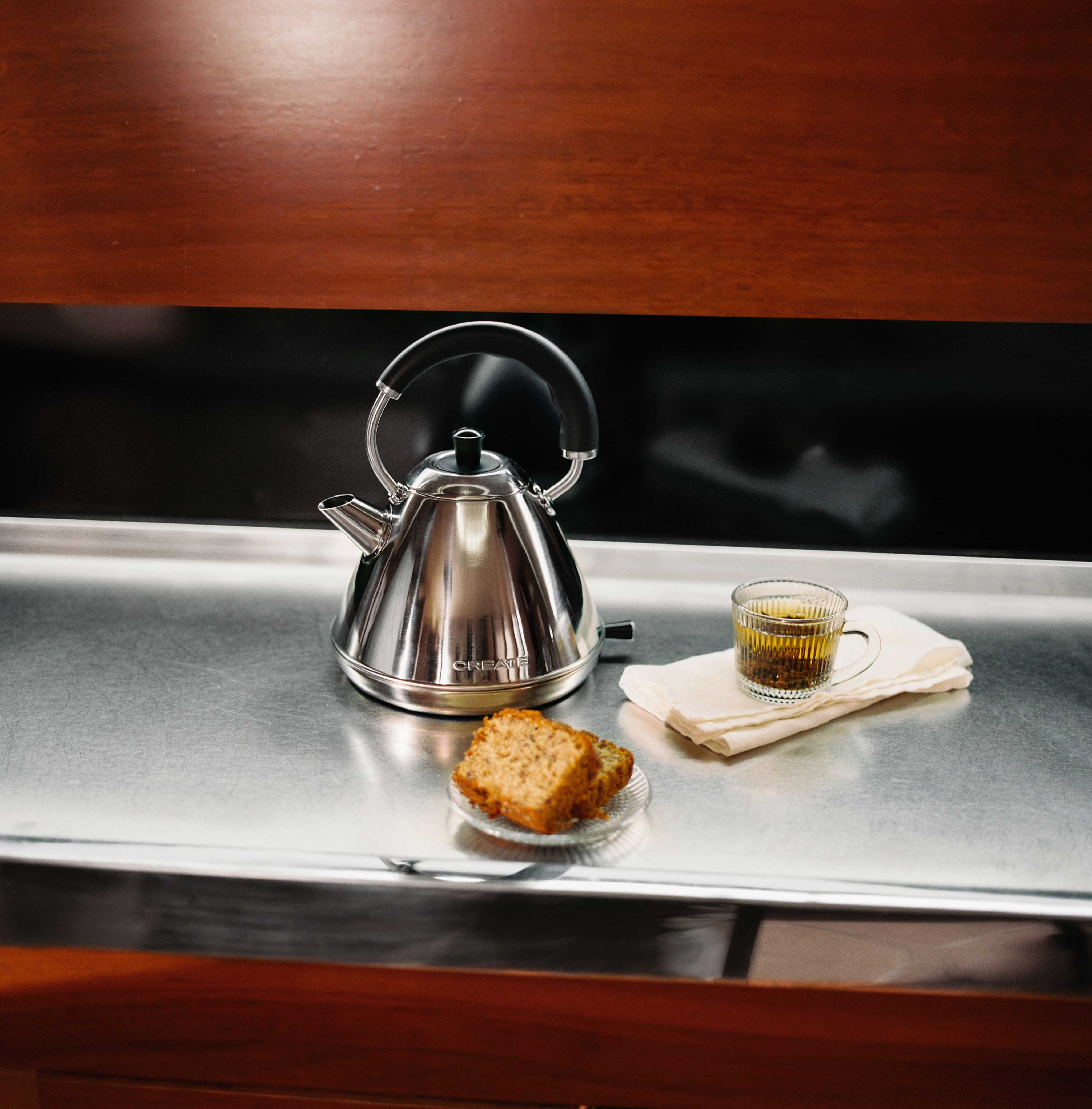KETTLE RETRO - Electric kettle
