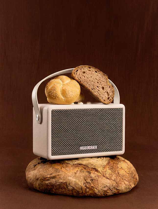 SPEAKER RETRO - Portable speaker with Bluetooth, USB, and AUX 