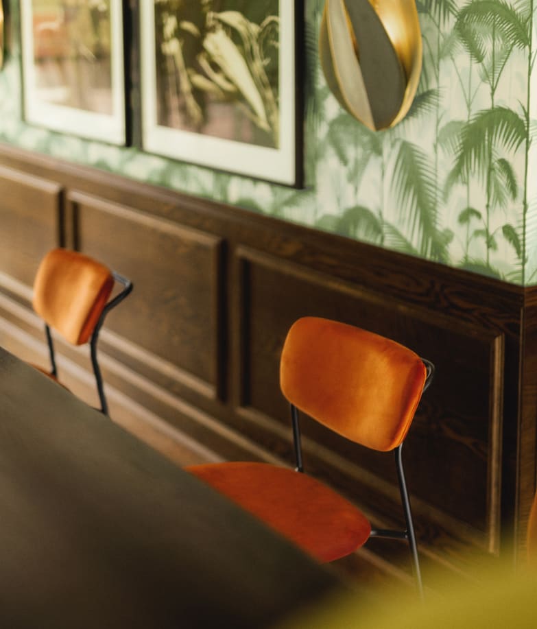 Barhocker aus Metall uns Samt (70 cm) Morgan