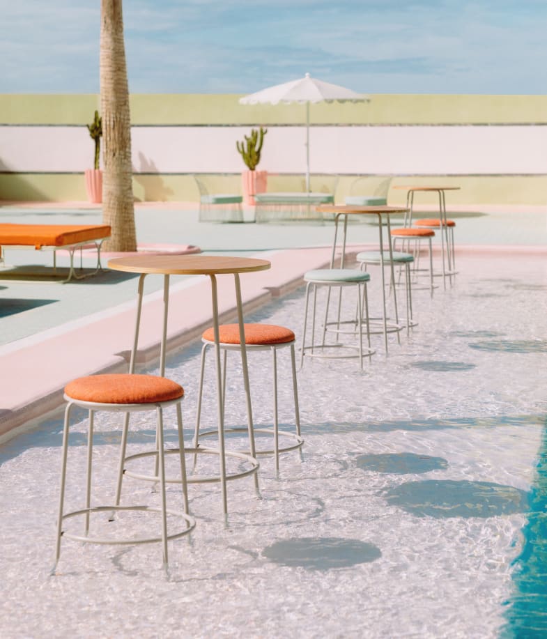 Hoher Hocker aus Stoff und Stahl (74 cm) Tamba