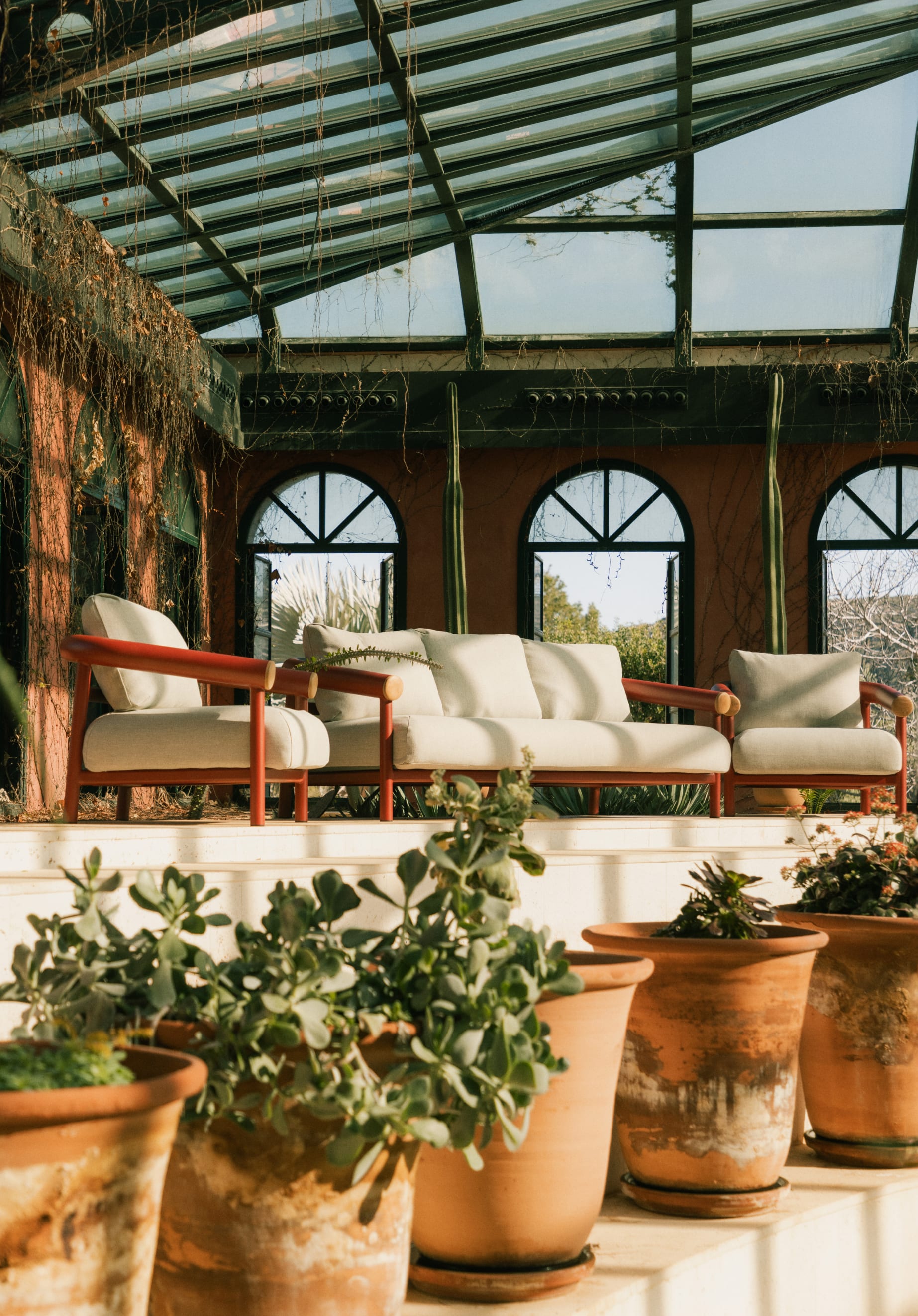 Cheryl Gartenset mit 3-Sitzer-Sofa, 2 Sesseln und Aluminium-Couchtisch