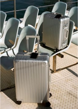 LUGGAGE ALUMINIUM - Maleta rígida de aluminio con doble cierre TSA y ruedas multidireccionales
