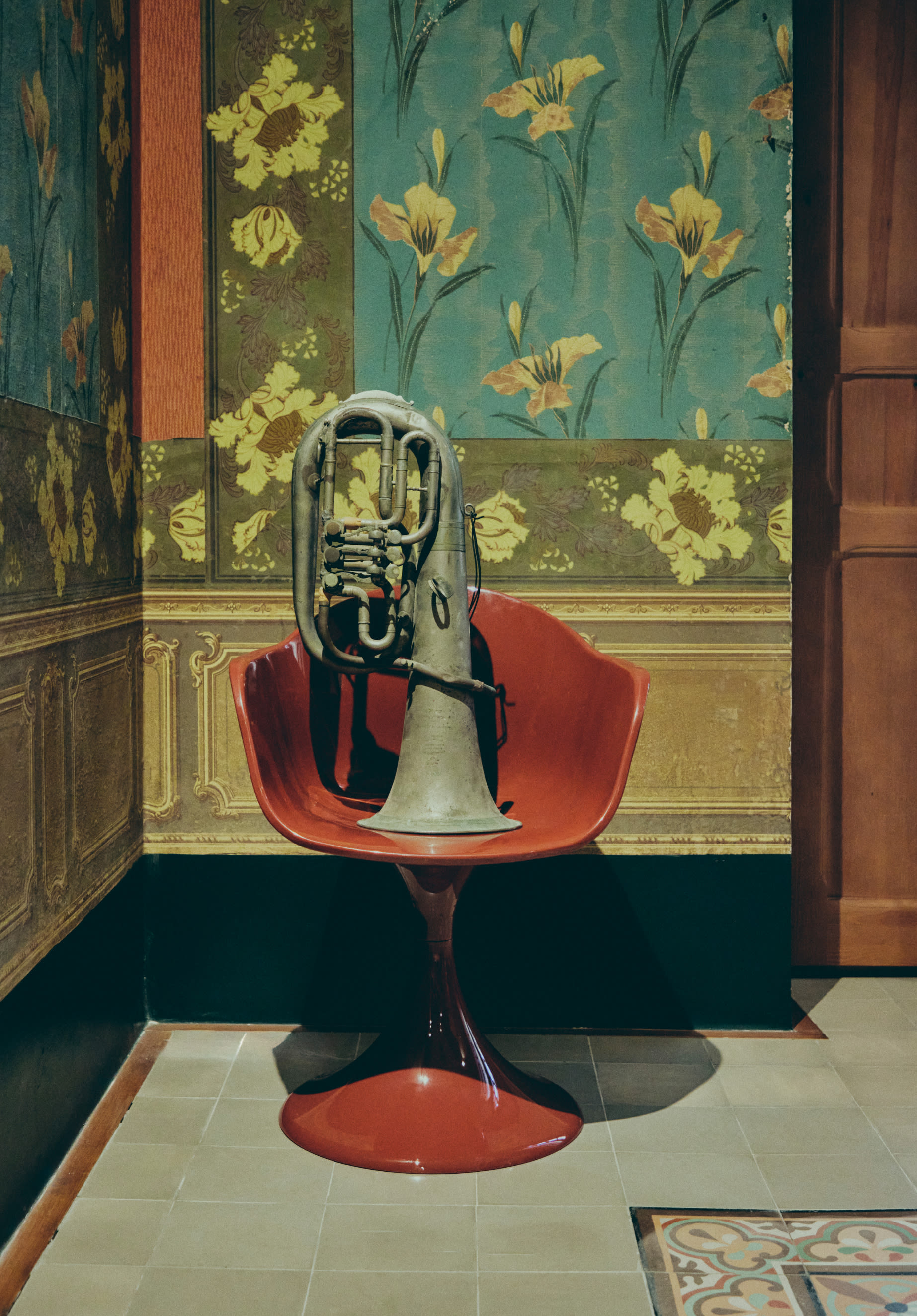 Polycarbonate Dining Chair Pinhes