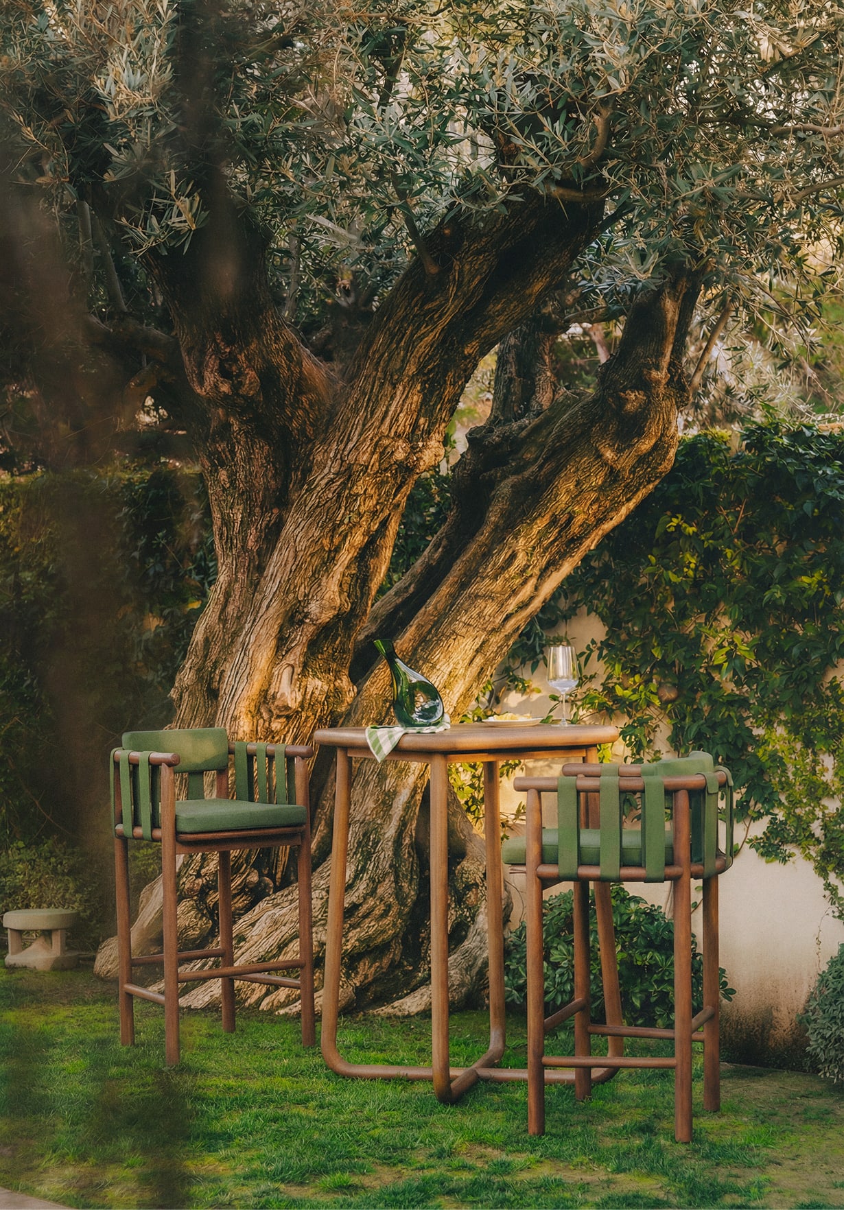 Taburete Alto de Exterior de Madera de Eucalipto y Tela (77 cm) Edvard