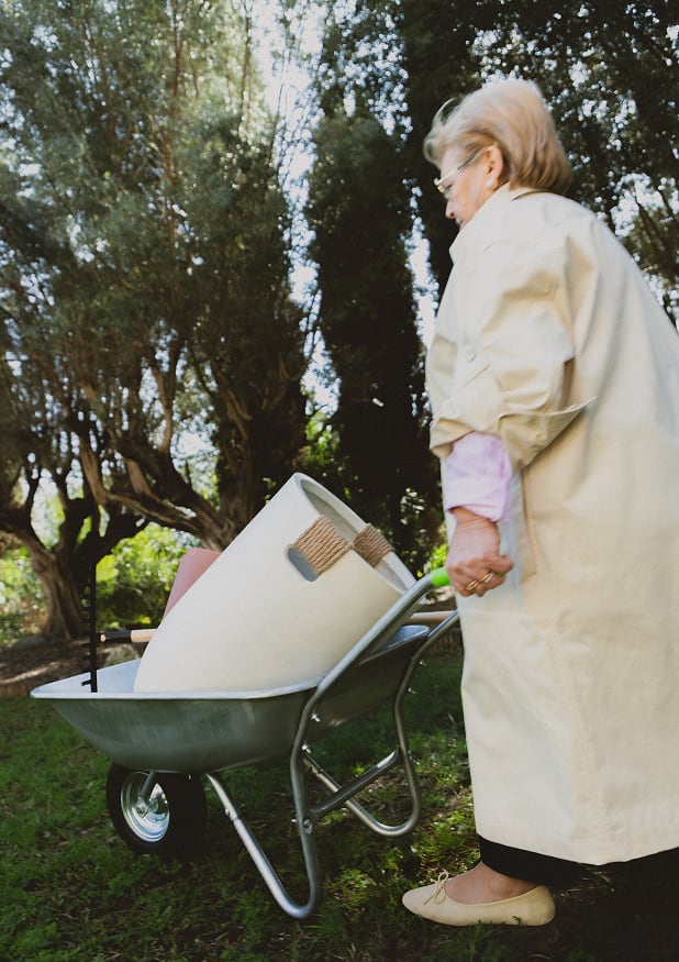 Macetero Redondo de Cemento Alto Fitonia
