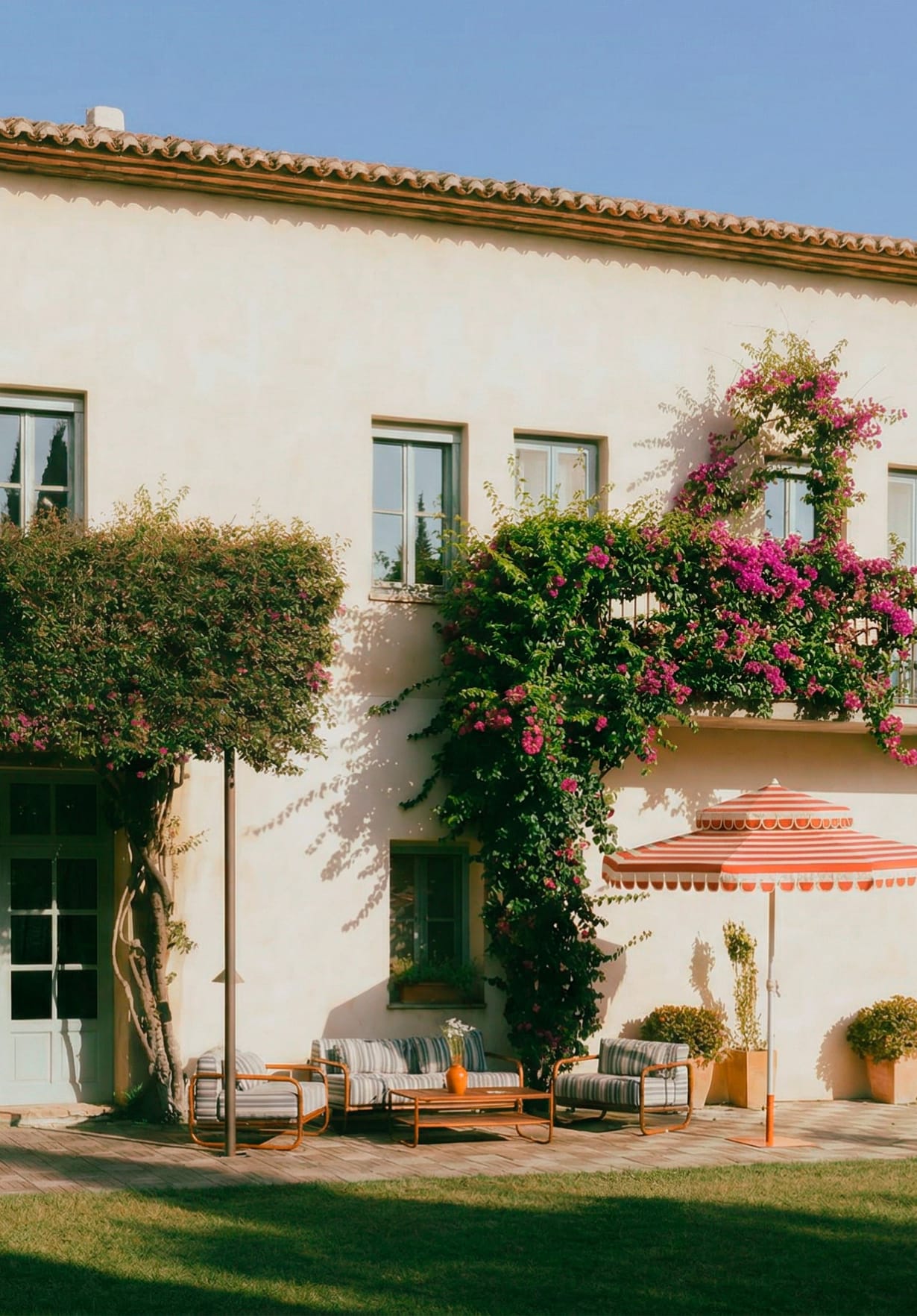 Set de Jardín con Sofá 2 Plazas, 2 Sillones y Mesa de Centro de Metal y Tela Ahrus