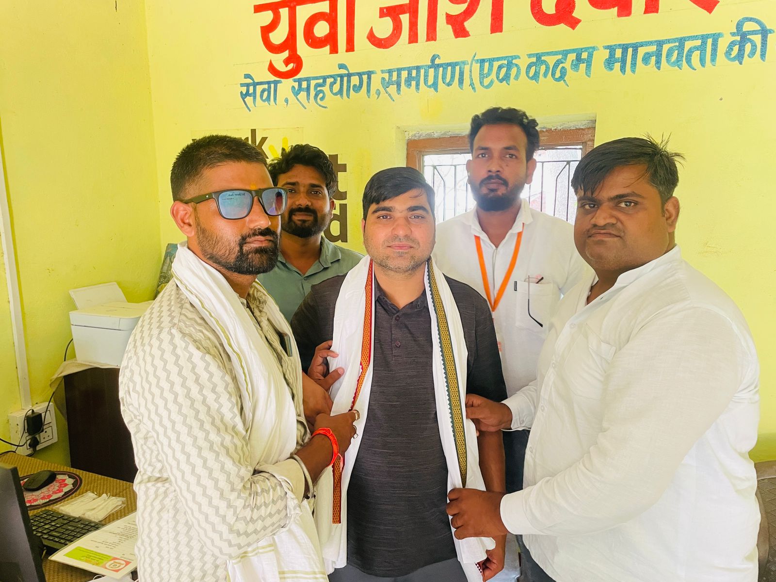 🪔 दिवाली के शुभ अवसर पर श्री विवेकानन्द मिश्रा जी का युवा जोश संगठन मुख्यालय आगमन