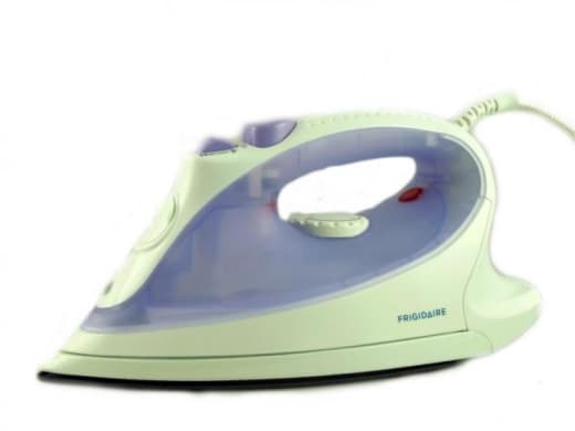 FRIGIDAIRE 2000WATTS STEAM IRON | FD1121
